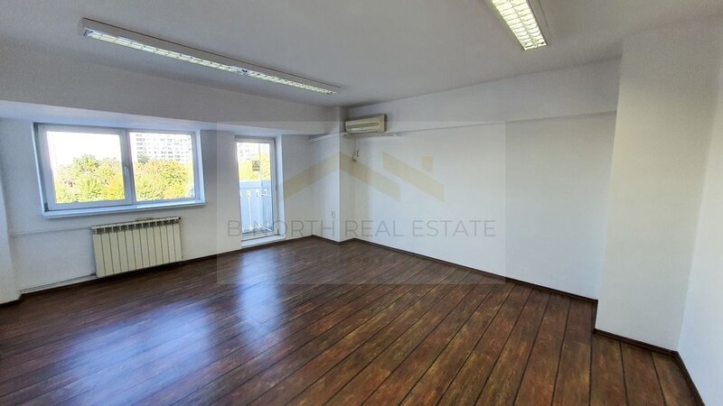 Piata Unirii, Sitraco Cente, Fantani, spatiu de birouri 525 mp de vanzare.